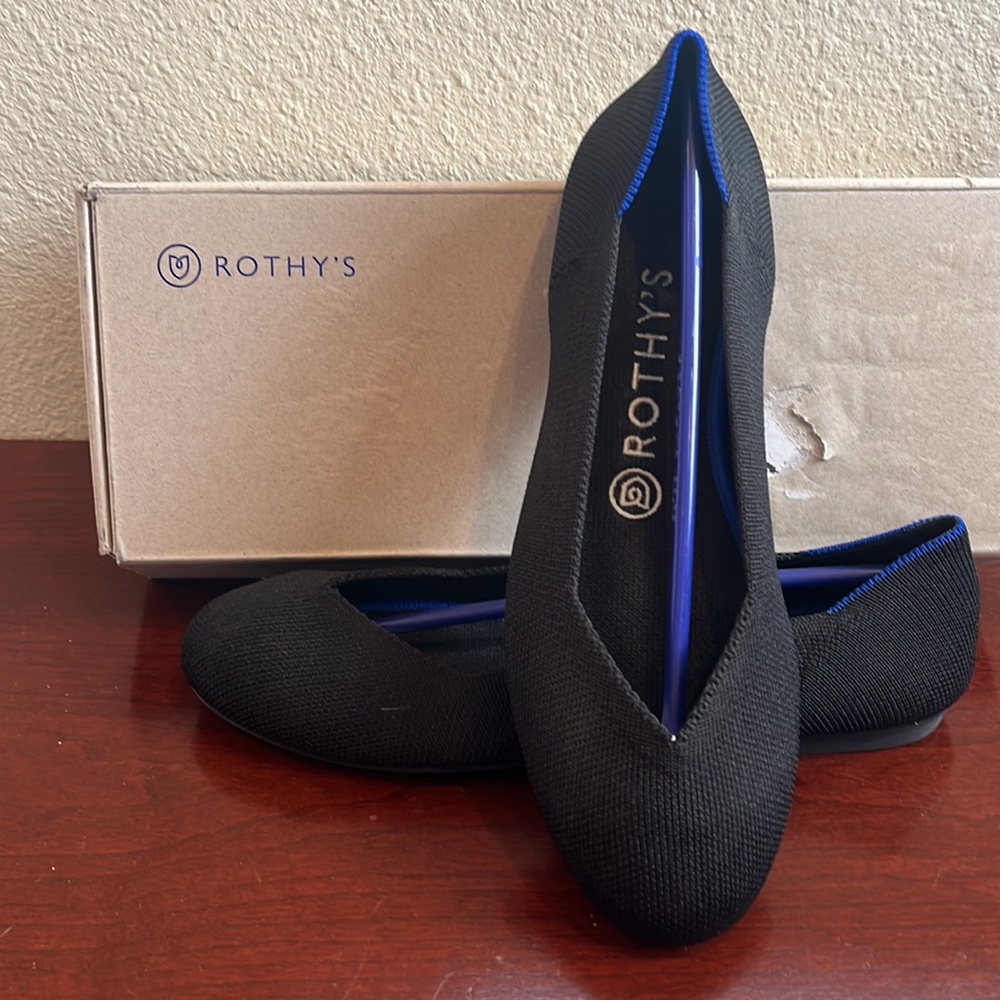 Rothy’s The Flat round toe black slip on ballet flats size 7.5 style 001-112